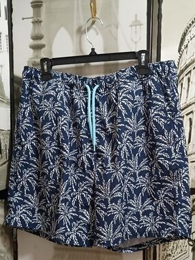 J. CREW FLEX SWIMWEAR Men's Palm Tree Blue/White  Size Large